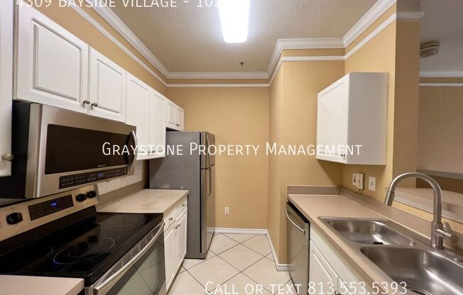 4309 BAYSIDE VLG DR