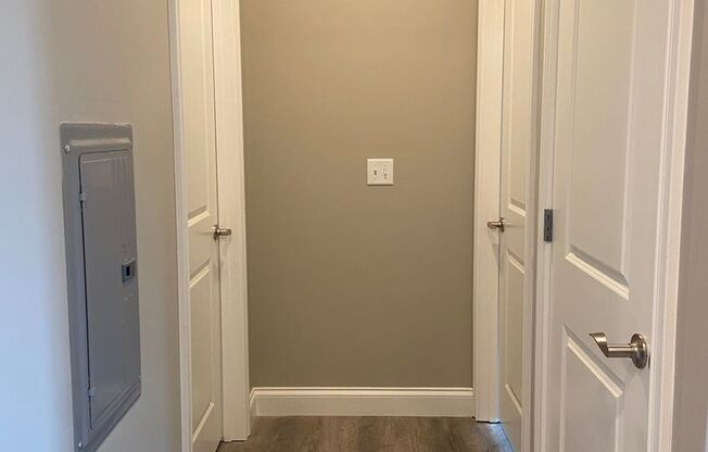 1 bed, 1 bath, 695 sqft, $715, Unit 123