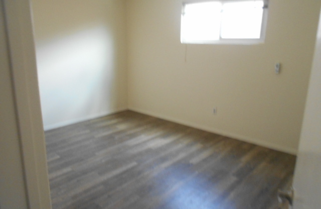 3 beds, 2 baths, $3,800