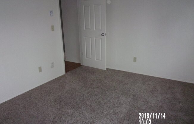 1 bed, 1 bath, 650 sqft, $1,100, Unit 58