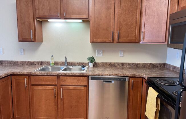 1 bed, 1 bath, 702 sqft, $1,075, Unit 5130-107