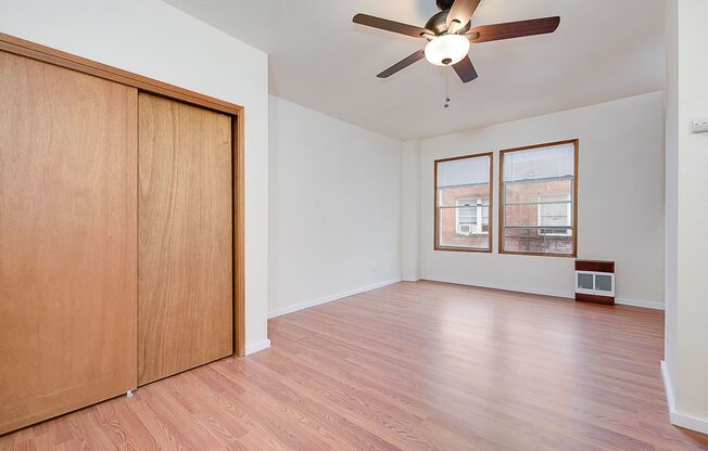 Studio, 1 bath, 400 sqft, $1,150, Unit C12