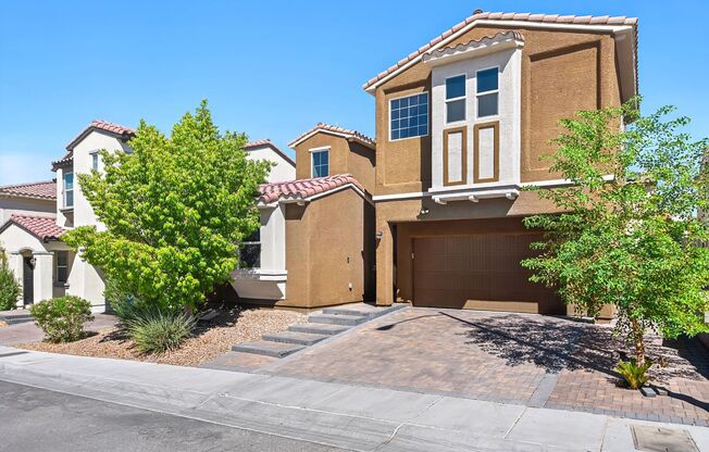 GORGEOUS TWO STORY HOME IN EAST LAS VEGAS!