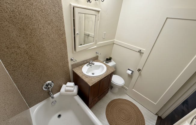 Studio, 1 bath, 500 sqft, $1,395, Unit 0301