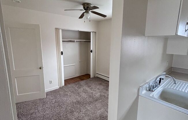 1 bed, 1 bath, 625 sqft, $665, Unit 1500-102