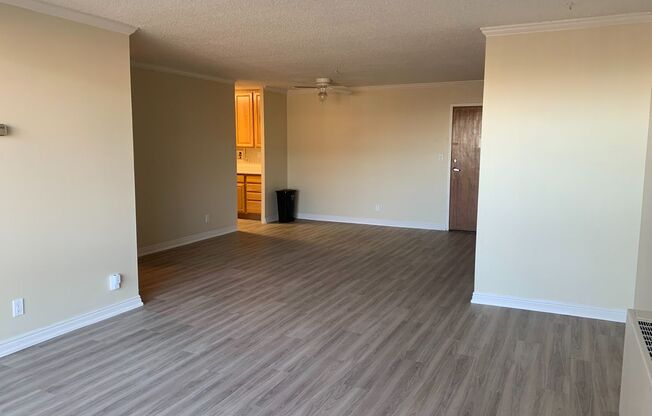 1 bed, 1 bath, 734 sqft, $1,355, Unit 306