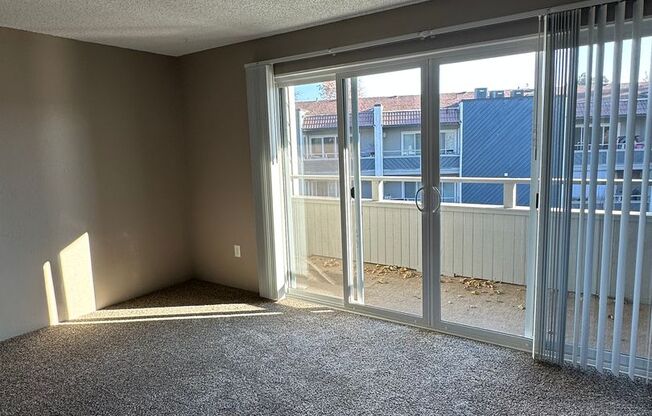 1 bed, 1 bath, 621 sqft, $1,265, Unit 302