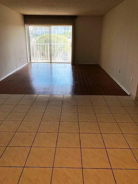 7725 SW 86 ST