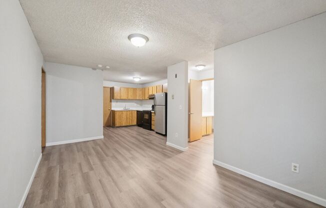 2 beds, 1 bath, 687 sqft, $1,950, Unit A404
