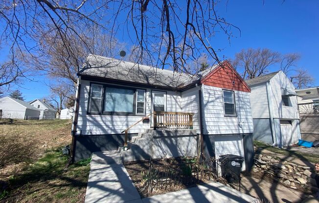 Newly Renovated 3 Bed 1 Bath