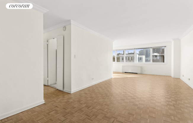 15 CHARLES ST