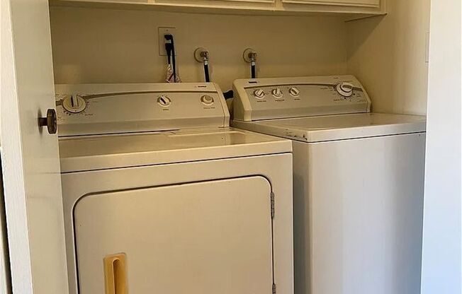 Rent This unit Now!