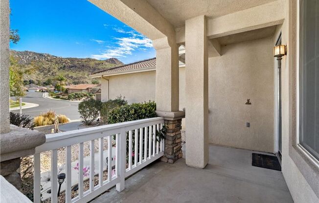 **Beautiful 55+ home FOR LEASE in gated community**
