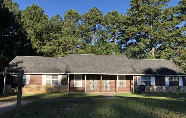 8483 Pineland Dr