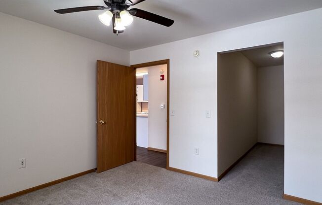 1 bed, 1 bath, 568 sqft, $865, Unit ME 2401-57