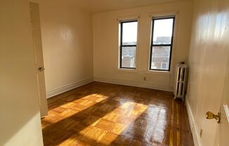 1 bed, 1 bath, $2,400, Unit 3F