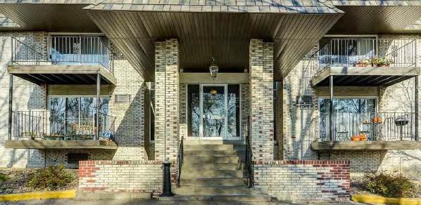 Cobblehill Apartments