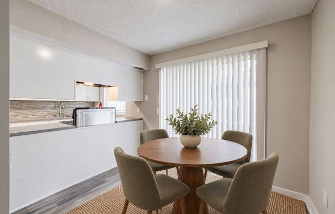 2 beds, 2.5 baths, 1,218 sqft, $1,395, Unit 2-22F