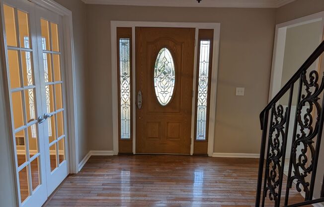 153 Craig Wood Way:  Executive-Style Living in Well-Established, HOA Community!  Large, Beautiful, Spacious Home!  On the Golf Course! Convenient to I-85. AVAILABLE AUG. 2025!