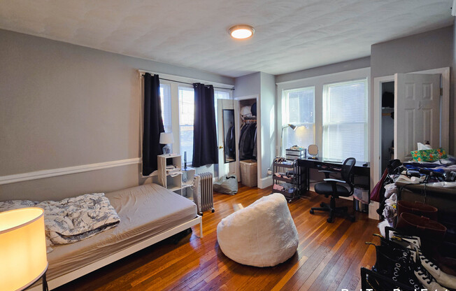 229 Chestnut Hill Ave