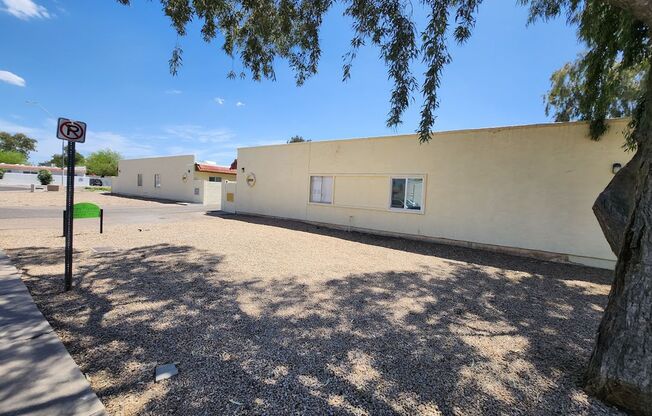 2725 E Tierra Buena