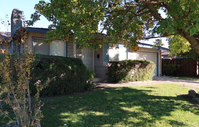 6665 GLORIA DRIVE