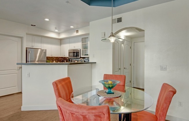 State-of-the-Art Kitchen | Luxury Apartments In Phoenix | Pavilions on Central