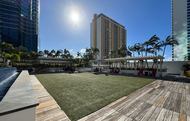 1 bed, 1 bath, $3,200, Unit APARTMENT 1607