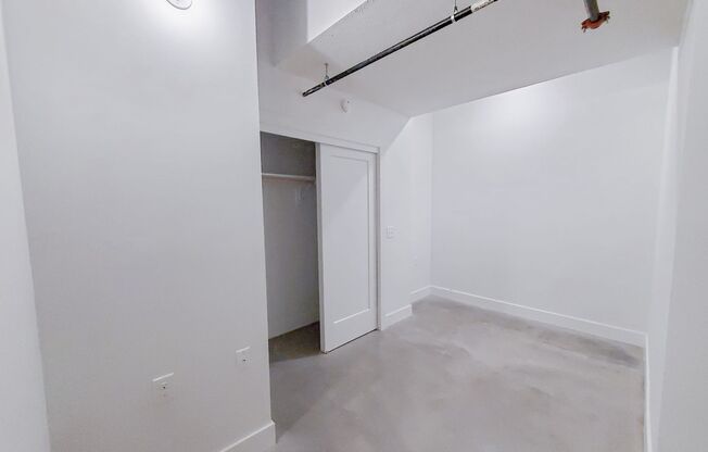 Studio, 1 bath, 525 sqft, $920, Unit C100-ADA