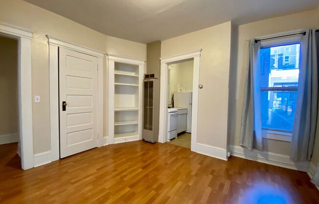 1 bed, 1 bath, 655 sqft, $1,495, Unit 105