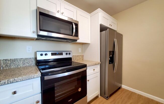 2 beds, 1 bath, 750 sqft, $2,395, Unit 208