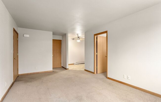 1 bed, 1 bath, $875, Unit Unit 10