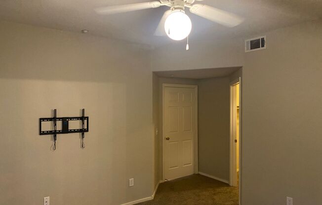 2 beds, 2 baths, $1,450