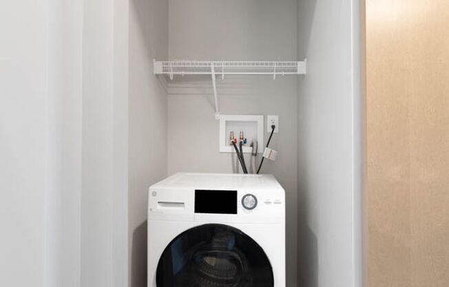 Studio, 1 bath, 390 sqft, $1,025, Unit 1226