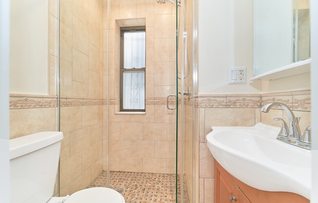 2 beds, 1 bath, $4,995, Unit 52