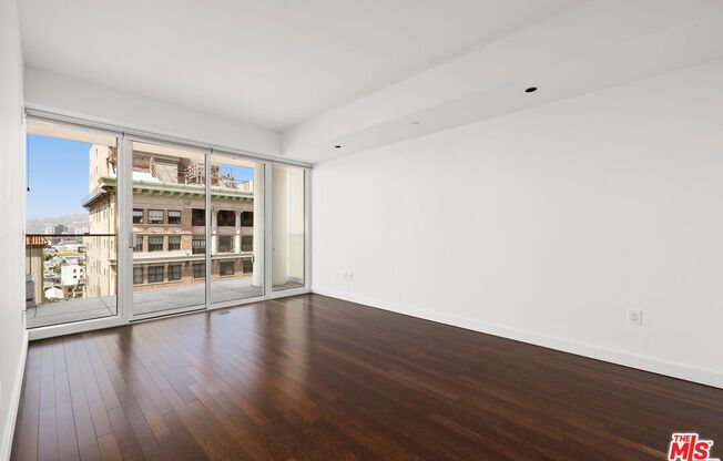 1 bed, 2 baths, 1,510 sqft, $6,995, Unit 12I