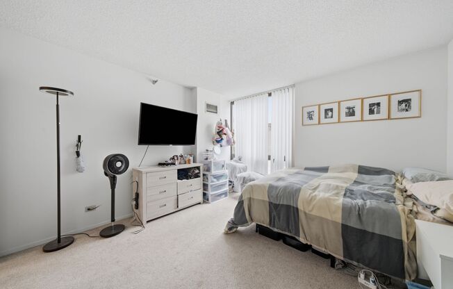 2 beds, 2 baths, $3,700, Unit # 502