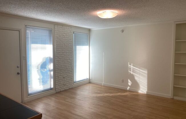 1 bed, 1 bath, 650 sqft, $1,459, Unit PEN-206