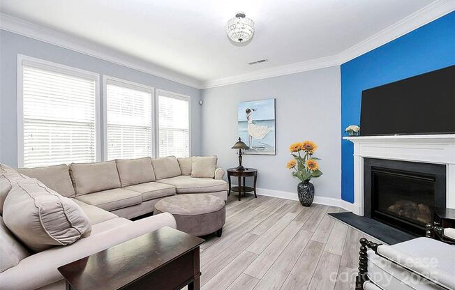 9014 Cantrell Way Huntersville Professionally managed by Select Real Estate Group