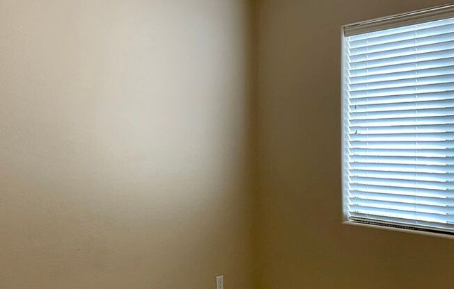 3 beds, 2 baths, $2,525