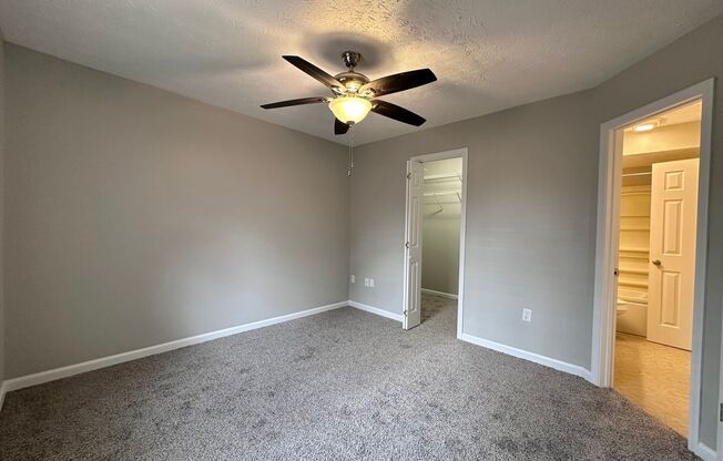 2 beds, 2 baths, 1,350 sqft, $1,525, Unit 26