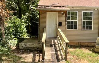 1 bedroom/ bath duplex