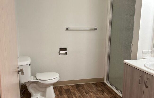 2 beds, 2 baths, 1,240 sqft, $1,940, Unit S84
