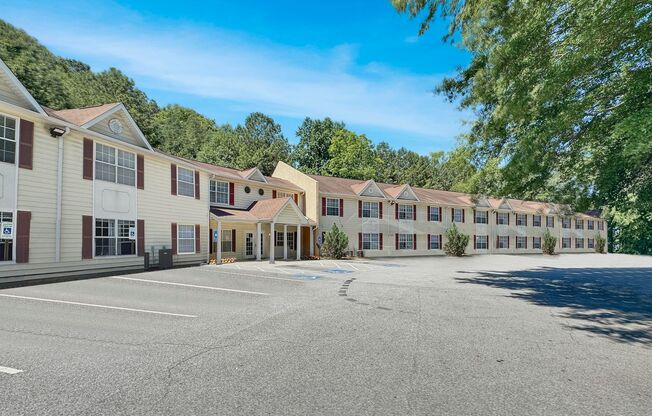 Chelsea Court Apartments
