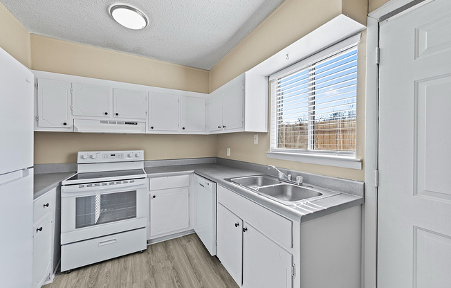 17-811-Serene-Valley-Road-17