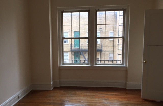 1 bed, 1 bath, 550 sqft, $1,600, Unit 814