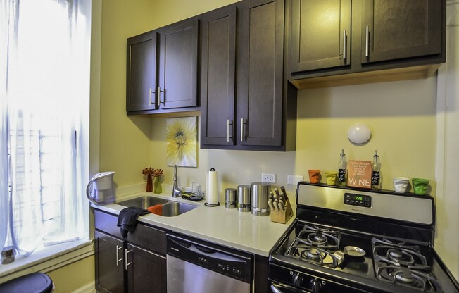 1407 ERIE