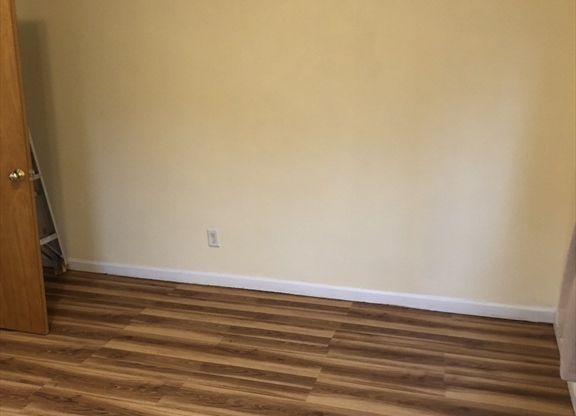 1686 MASSACHUSETTS AVE