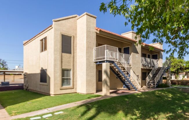 2704 E. Turney Ave