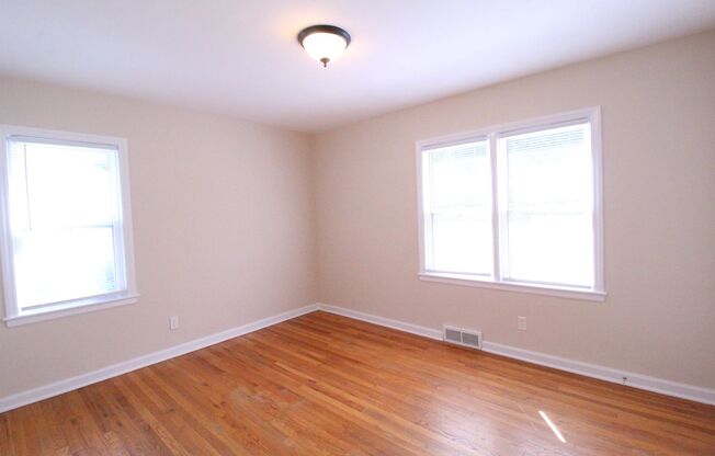 3 beds, 1 bath, $1,750